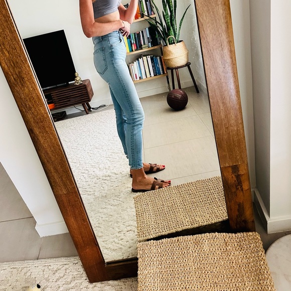 GRLFND Kendall Jeans with Distressed Hem - Picture 6 of 13